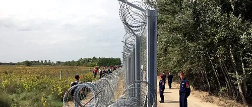CRIZA REFUGIAȚILOR. Ungaria a închis granița cu Croația și se pregătește să blocheze frontiera cu Serbia