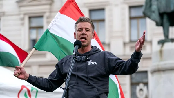 Scandal sexual și acuzații de spionaj înaintea alegerilor din Ungaria. Péter Magyar vorbește despre un kompromat cu o „casetă în stil rusesc”