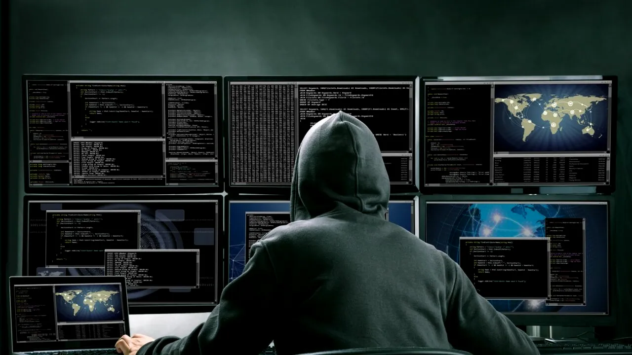 ESCROCHERII de peste 220.000 de dolari pe eBay, coordonate din Iași. DIICOT a ratat dosarul, iar faptele s-au prescris