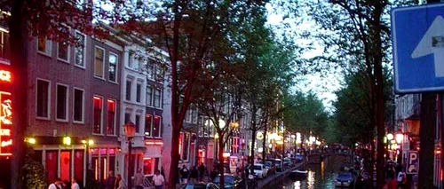Amsterdamul a lansat o CAMPANIE DE DESCURAJARE a turiştilor care vin doar ”să se dezlănţuie” în oraş: „Sunt bineveniți dacă nu cauzează pagube”