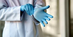 <span style='background-color: #dd9933; color: #fff; ' class='highlight text-uppercase'>ACTUALITATE</span> Mii de POSTURI în sănătate, deblocate / Marcel Ciolacu: Vrem să impulsionăm angajările în SPITALE