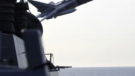 Avioane militare ruse, la un pas de tragedie. Amenințarea SUA pentru Rusia