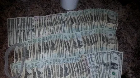 Statul se împrumută ieftin, dar numai pentru țigări și pomeni, nu pentru școli și autostrăzi