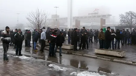 Proteste la Galați: sută de muncitori de la ArcelorMittal cer salarii mai mari