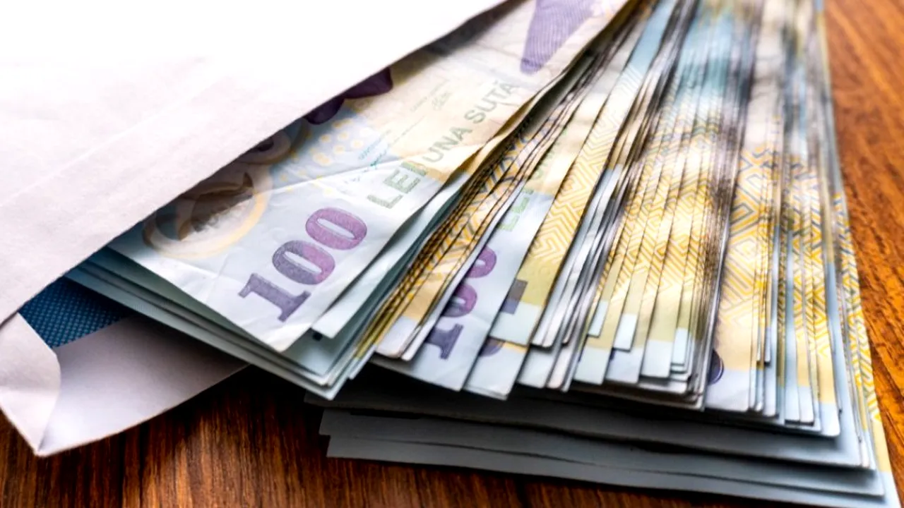 Crește sau nu crește salariul minim? PSD vrea să crească, patronatele se opun