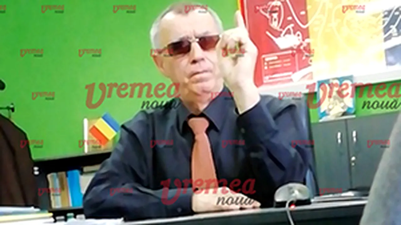 Șeful de instituție publică, filmat beat la birou VIDEO