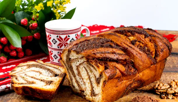 Românii nu își mai permit să cumpere COZONAC ca pe vremuri. Producătorii se tem că vor rămâne cu marfă nevândută