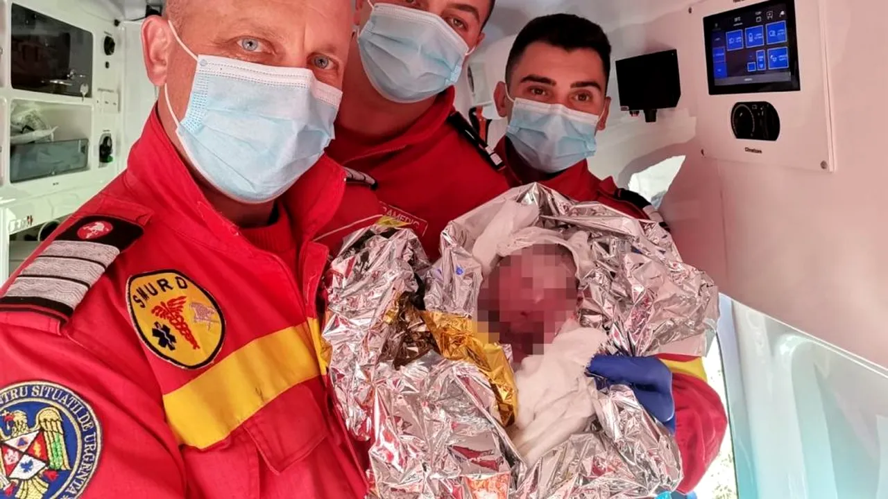 O femeie din Bistrița a născut în ambulanță! Paramedic: „A tremurat carnea pe mine de emoție și bucurie”