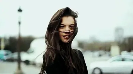 Un fotomodel brazilian a stat trei zile în aeroport pentru că nu era lăsată să intre în România