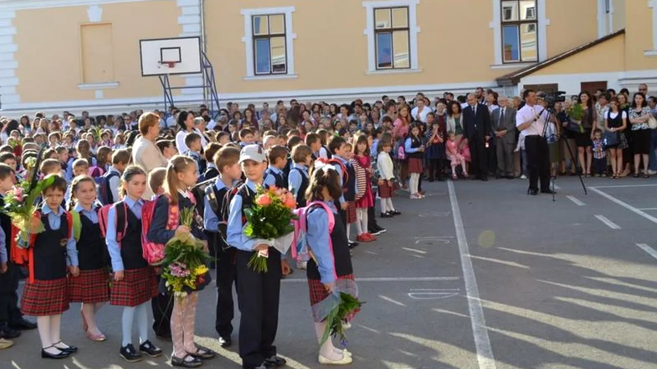 Ce schimbări aduce noul an școlar pentru elevi și pentru profesori