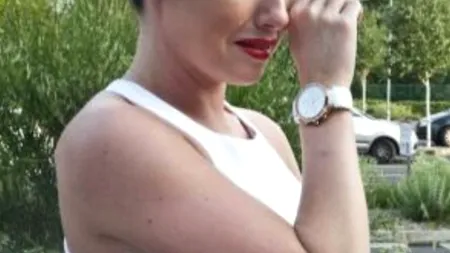 A fost dată afară de la bal, „pentru că era cea mai frumoasă fată