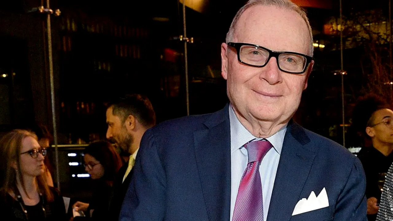 Miliardarul american Thomas Lee, găsit mort prin împușcare în biroul său din inima New York-ului