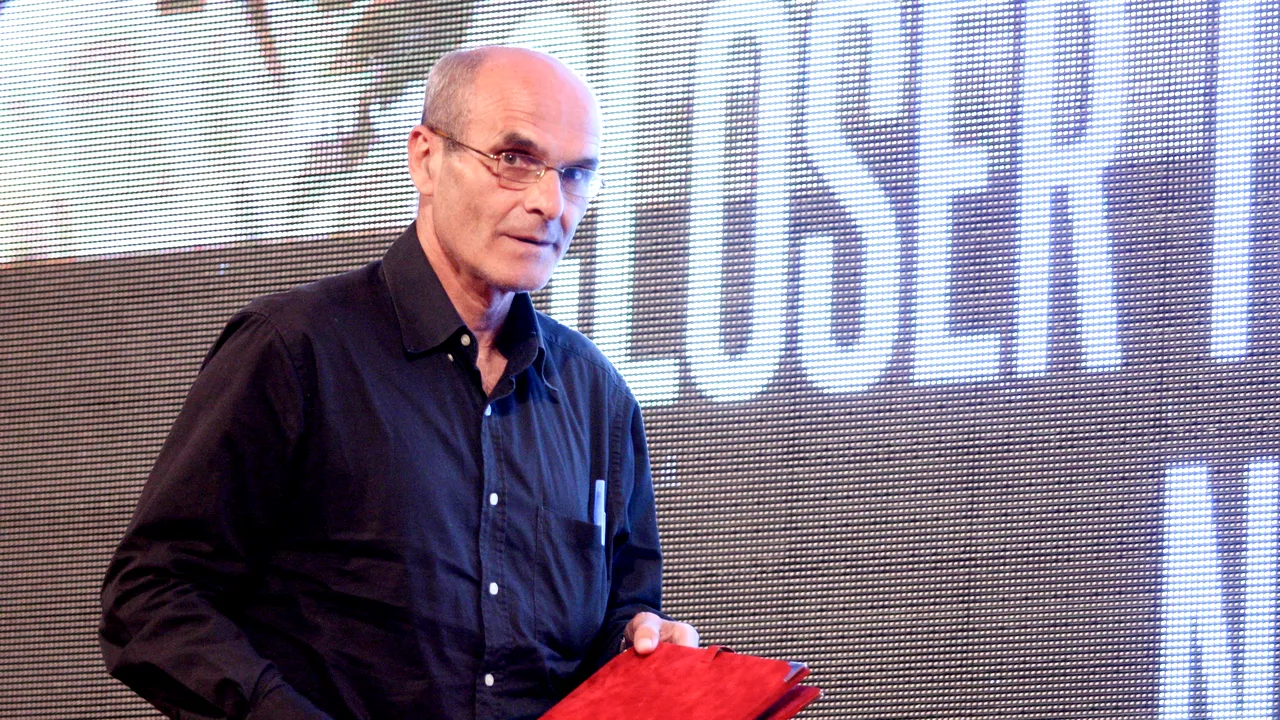 CUM VEDE BĂRBATUL LA 50 DE ANI FEMEIA. C.T. Popescu: Femeia nu e om