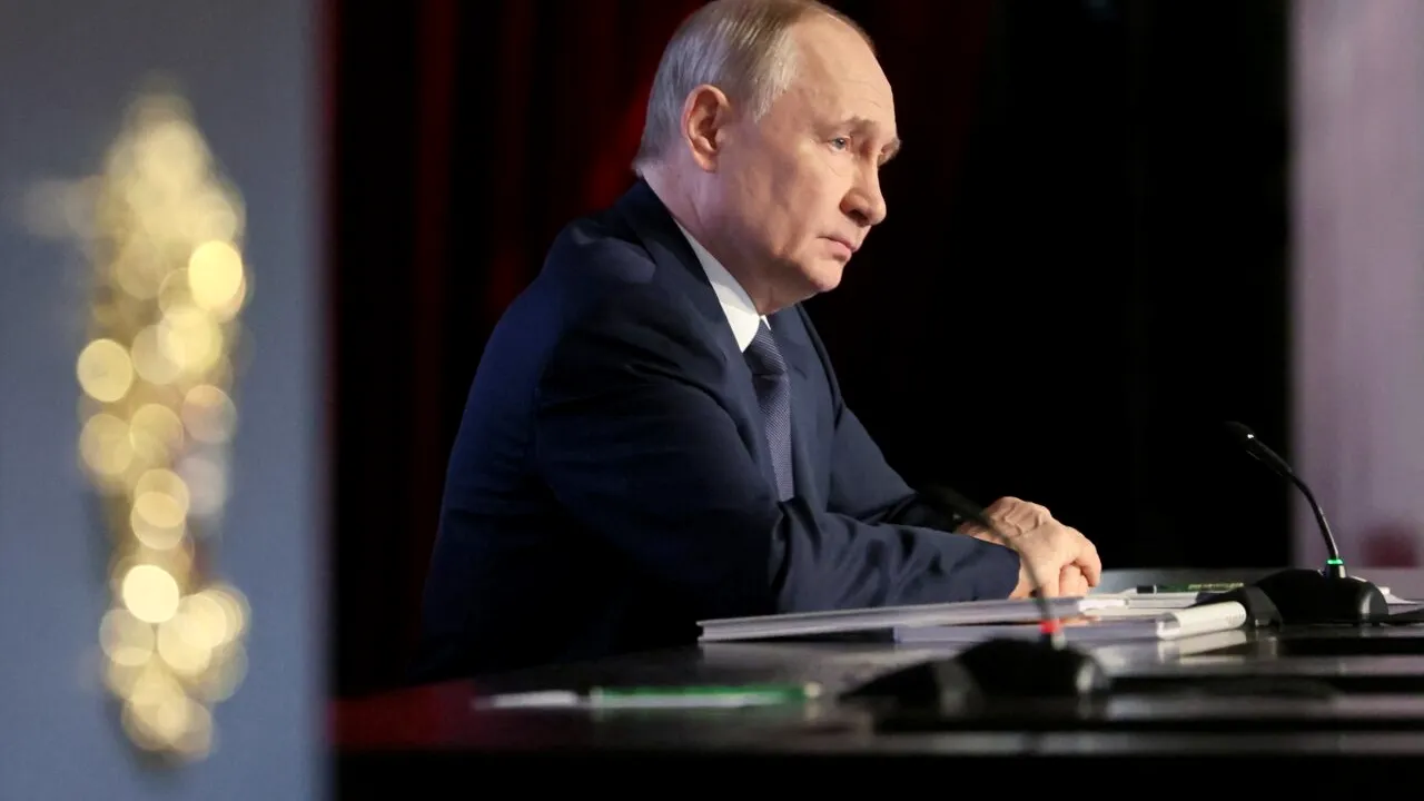 KREMLINUL salută intenția lui Zelenski de inițiere a procesului de pace cu Rusia, dar așteaptă acțiuni concrete