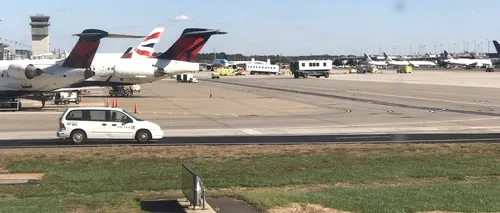 Mai mulți pasageri, răniți într-un accident produs în incinta unui aeroport din SUA