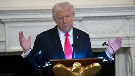 Trump solicită Curții Supreme să ridice INTERDICȚIA deportării imigranților, în virtutea legii inamicilor străini