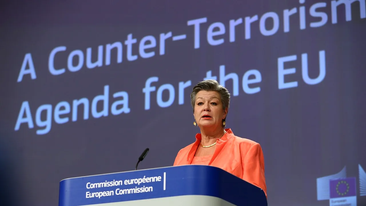 Uniunea Europeană, „extrem de preocupată” după apariția unei anchete jurnalistice cu privire la respingerea ilegală a unor migranți la granița Croației cu Bosnia