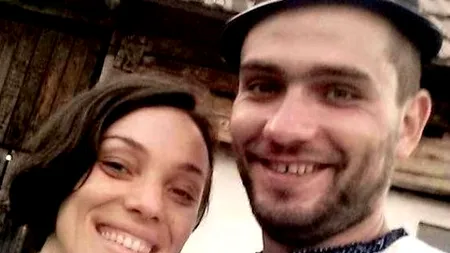 Doi tineri au lăsat Bucureștiul și s-au mutat într-un sat din Ardeal, unde salvează casele traditionale