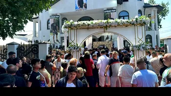 CANCAN: Ciprian Pian, condus pe ultimul drum. Cine a participat la înmormântarea organizată cu fast
