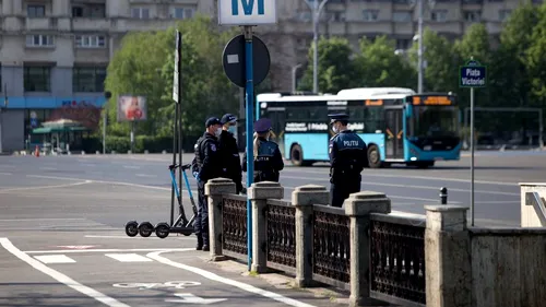 ANUNȚ. Cum vom circula cu transportul public după 15 mai: Gabriela Firea: „Călătorii pe scaune şi un rând în picioare”