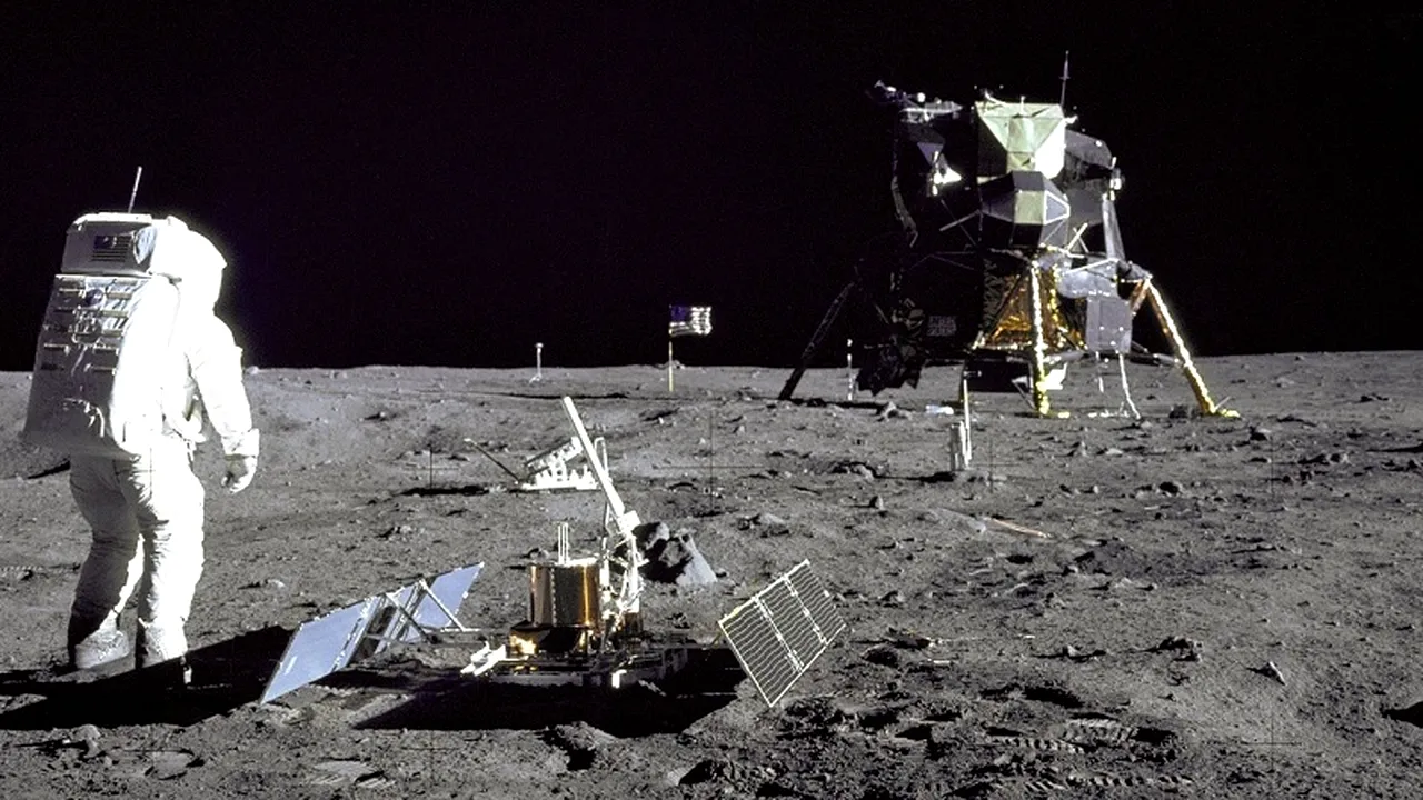 Noua ambiție a Chinei - Luna. Planul surpriză anunțat pentru 2013