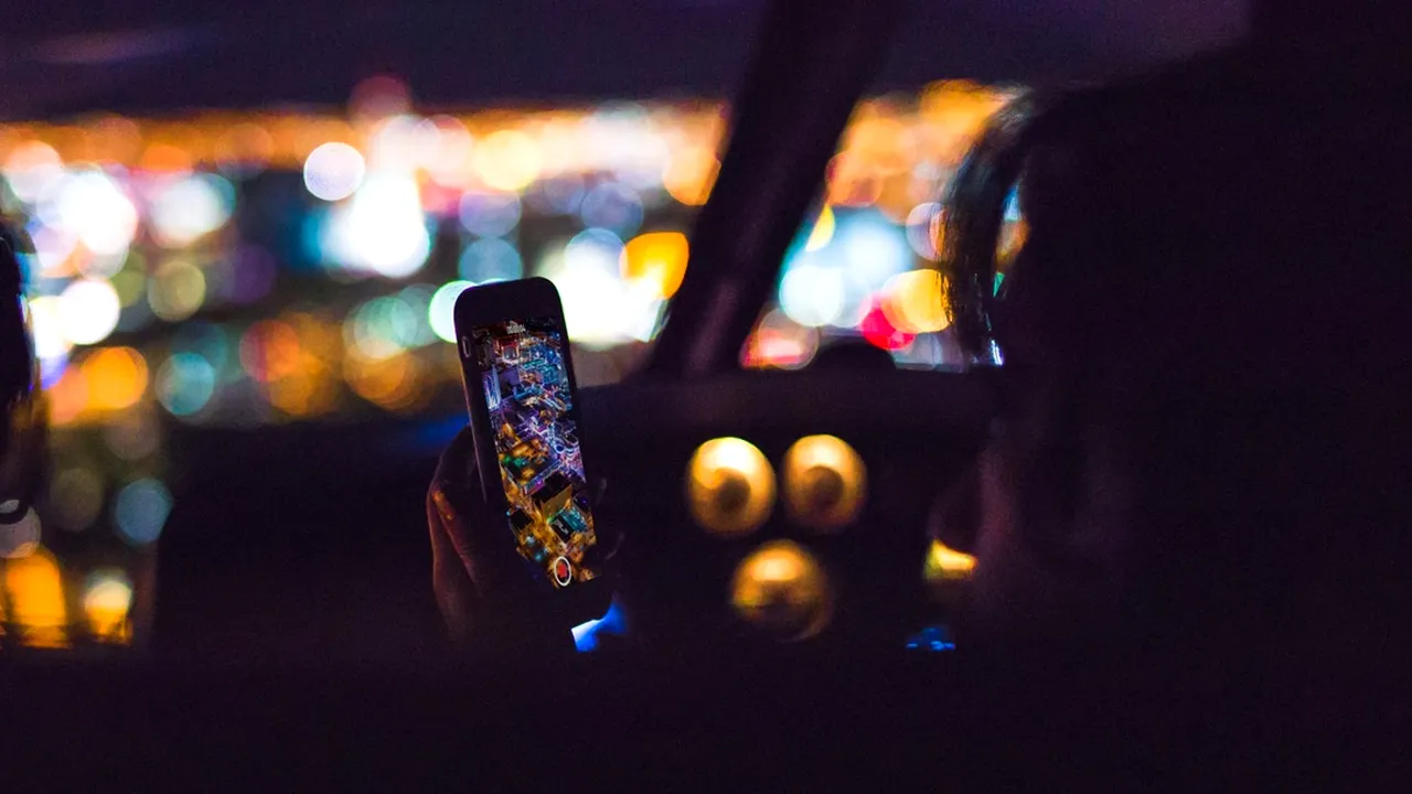 Un gigant al telefoniei mobile amenință supremația Apple și Samsung