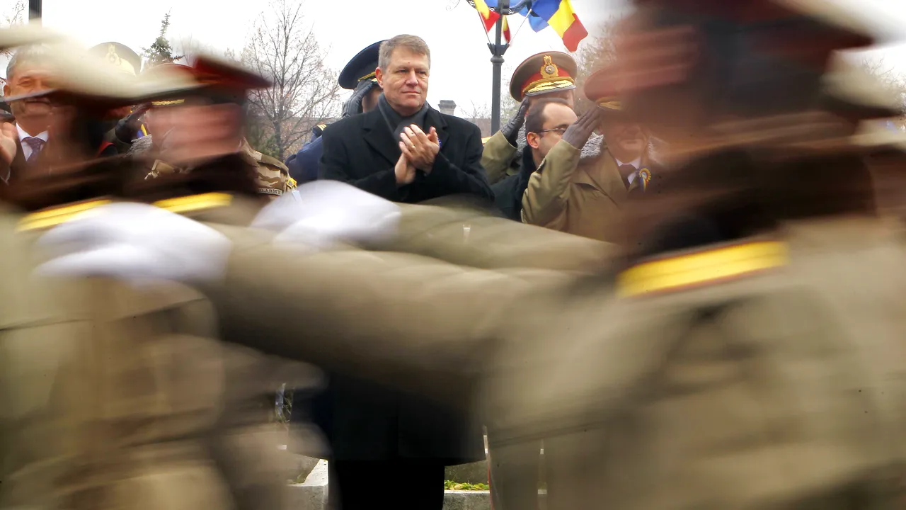 Iohannis a acordat Drapelul de Luptă Bazei Militare de la Deveselu
