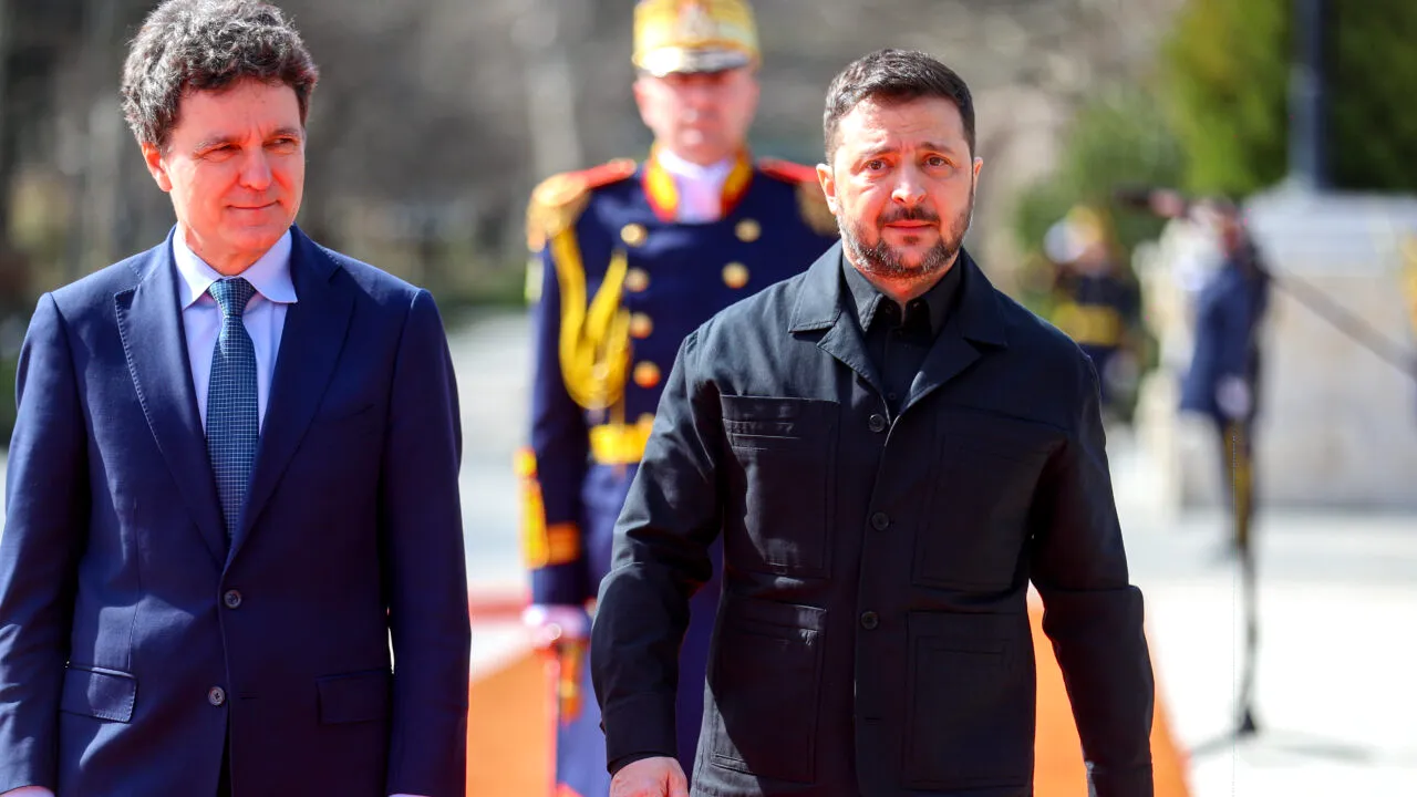 Nicușor Dan anunță o investigație după închiderea unei clase cu predare în limba română la o școală din regiunea Odesa. Ce spune Zelenski