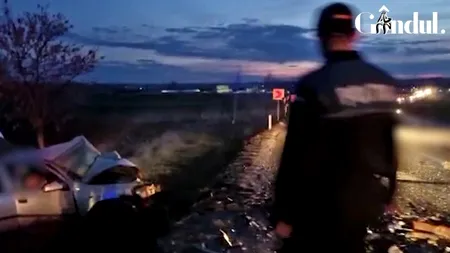 „Vai de capul meu! Amândoi aveau NUNTĂ anul ăsta!” Scene cumplite la locul accidentului din Olt, soldat cu patru morți