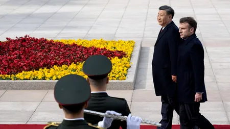 VIDEO | Emmanuel Macron, în vizită în China. Președintele francez a fost întâmpinat de Xi Jinping