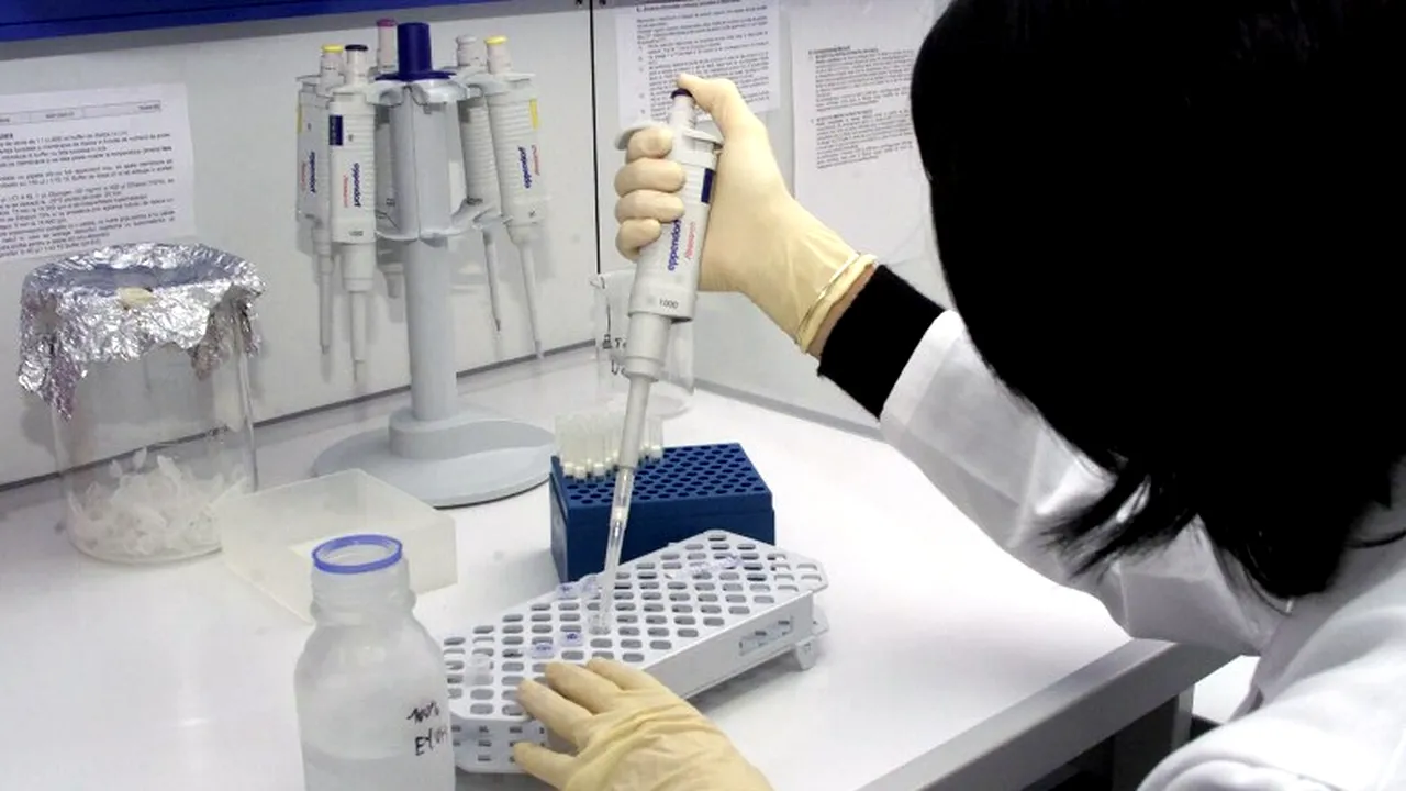 STUDIU. Cercetătorii au descoperit gena care ar putea preveni infecția cu virusul HIV