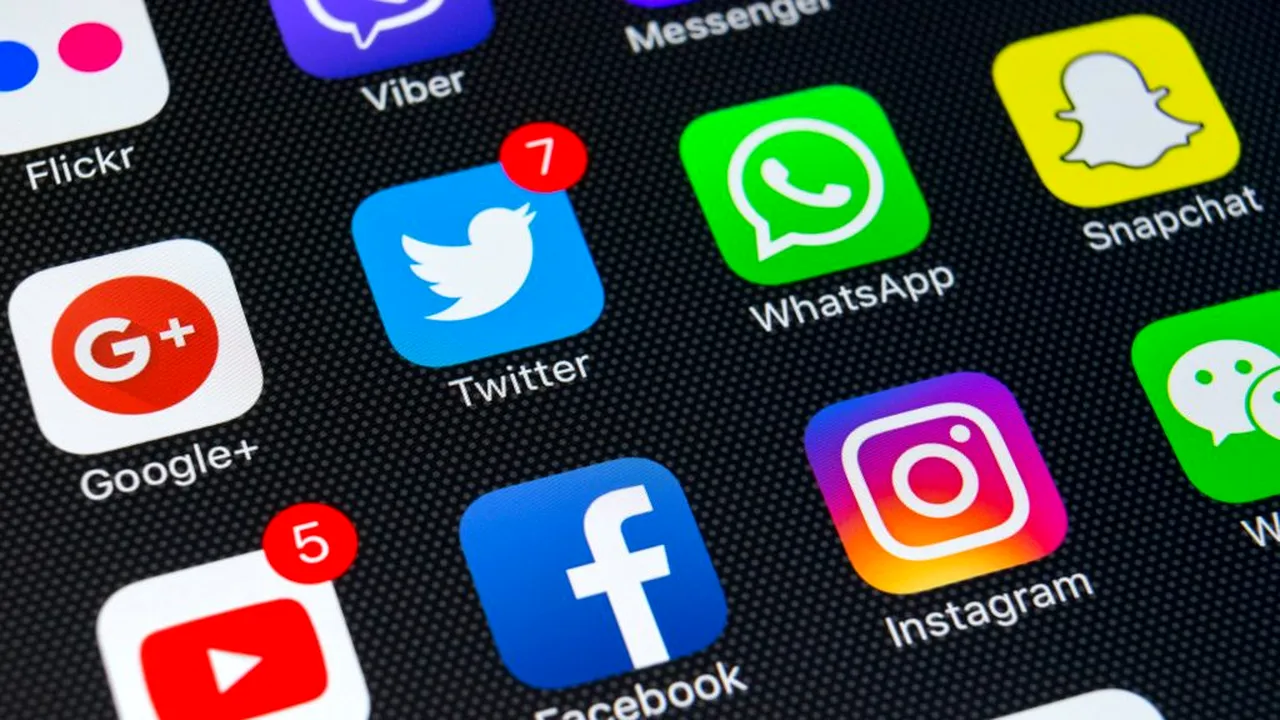 ANAF: Persoanele care fac bani din rețelele sociale, deficiențe la declararea veniturilor și plata contribuțiilor. Ghid privind tratamentul fiscal