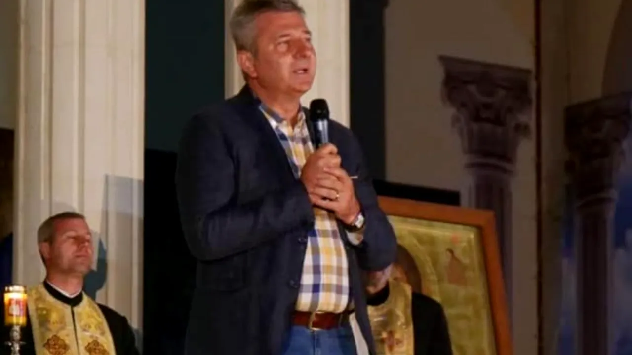 Pentru că nu poate duce voluntărenii la moaștele Sfintei Parascheva, Pandele vrea să vină racla la Voluntari