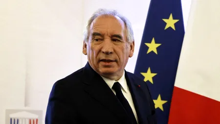 Administrația Emmanuel Macron exclude posibilitatea suspendării reformei pensiilor /Socialiștii amenință cu moțiune de cenzură Guvernul Bayrou