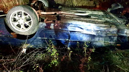 Accident grav în Teleorman, soldat cu moartea șoferului și rănirea a doi pasageri. Mașina în care se aflau cei trei s-a răsturnat în afara carosabilului