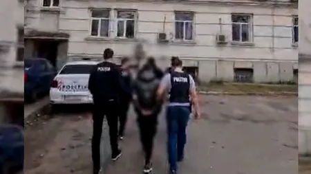 Bărbații care ar fi vandalizat sediul FCU Craiova au fost prinși / Ei au fost reținuți pentru 24 de ore