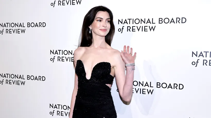 Anne Hathaway, obligată să sărute 10 bărbați diferiți. Cum a fost UMILITĂ la audiții câștigătoarea Oscarului din 2013