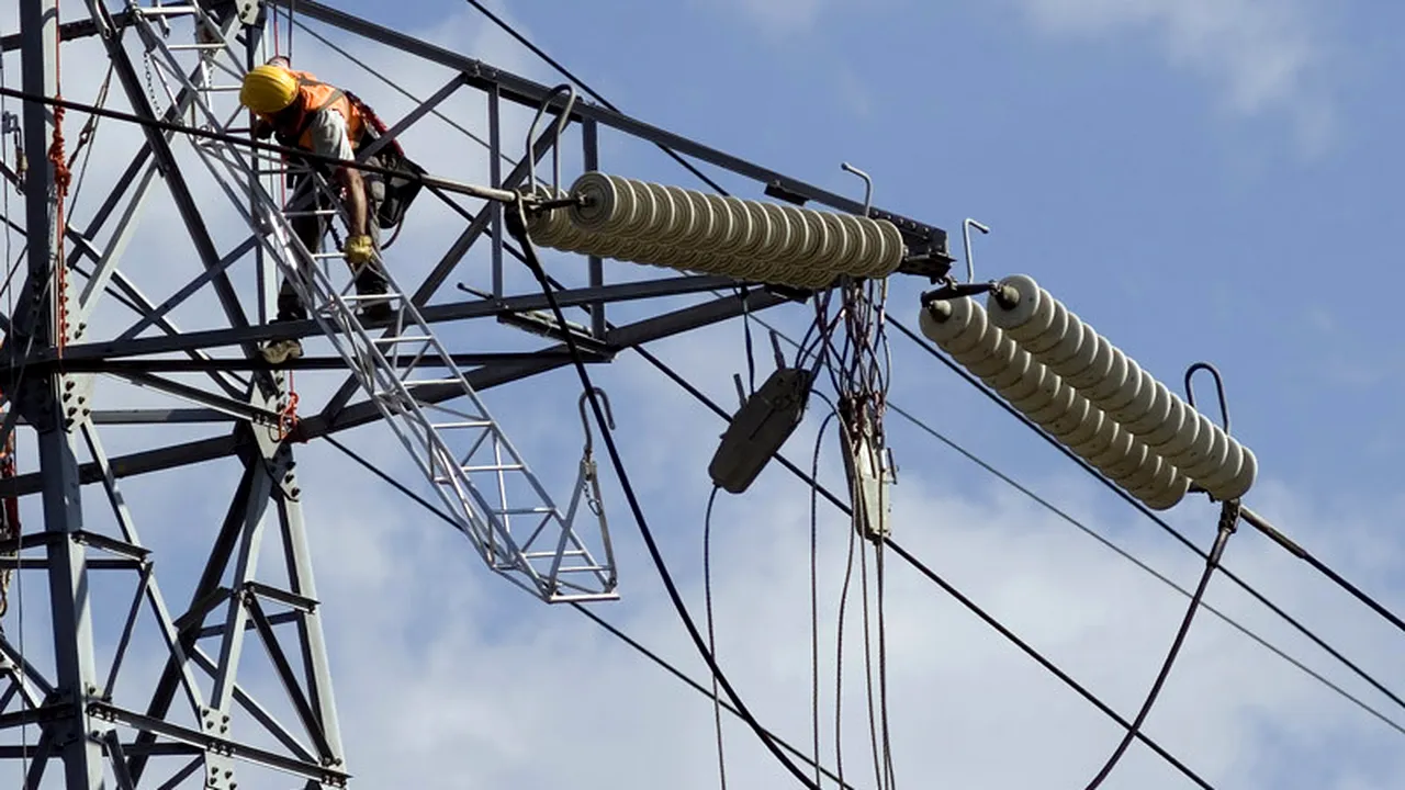 ANRE a aprobat Planul de dezvoltare al Transelectrica pentru următorii 10 ani, de peste cinci miliarde lei