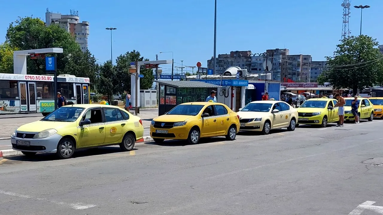 Cum PROFITĂ taximetriștii din Constanța de numărul mare de turiști din această perioadă. „La destinaţie, preţul a fost dublu faţă de cel normal”