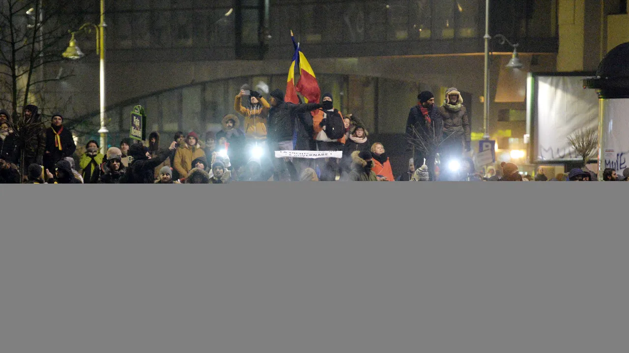 Un singur protestatar rămâne arestat după violențele din Piața Victoriei. Alte cinci persoane, sub control judiciar