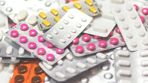 Un medicament din farmaciile românești îi poate afecta grav pe oameni