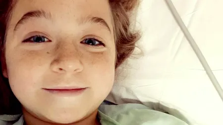 O adolescentă care suferă de cancer a primit 50.000 de dolari de la cântăreața Taylor Swift