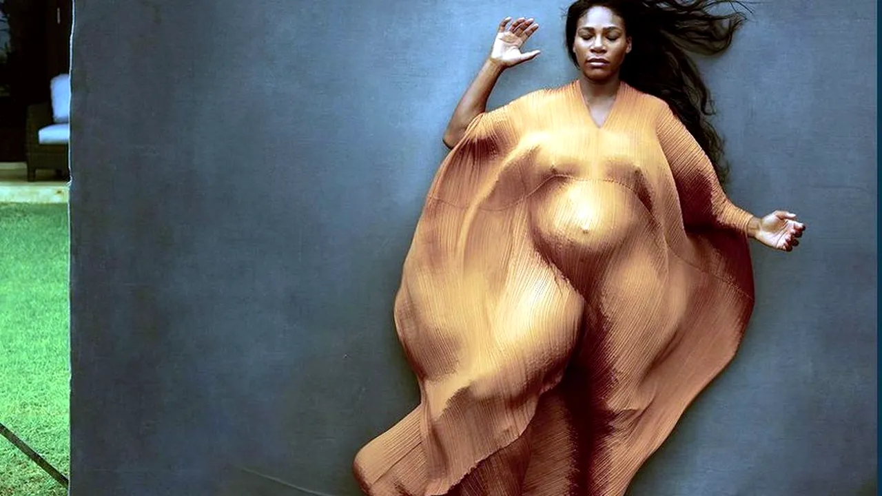 Serena Williams, însărcinată în luna a șasea, a pozat goală pentru revista Vanity Fair