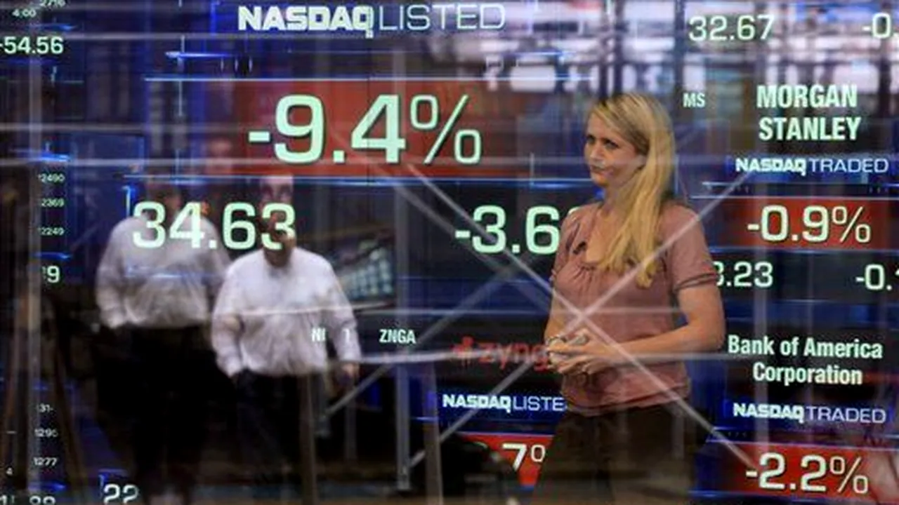 Acțiunile Facebook au atins un nou minim, după ce brokerii au redus țintele de preț