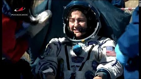 MISIUNE ÎN SPAȚIU. Trei astronauți s-au întors pe Pământ. Cum se vor adapta în contextul pandemiei de coronavirus