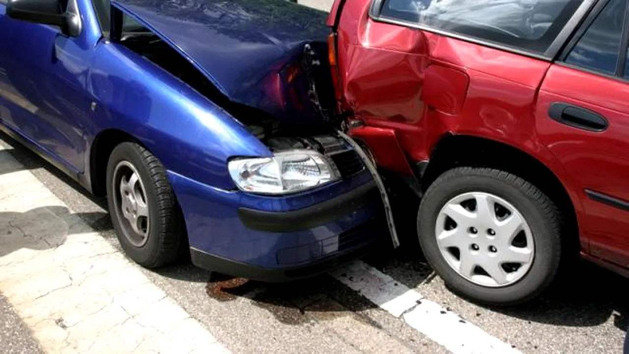 Te înțelegi amiabil în cazul unui accident? Rămâi fără permis. Detaliul pe care trebuie să-l știe toți soferii