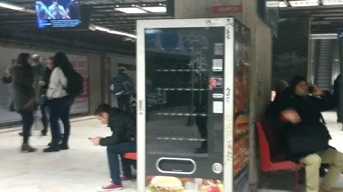 DISPAR automate de sendvișuri și ATM-urile bancare din stațiile de metrou