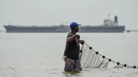 Venezuela pierde 1,2% din PIB după ce Donald Trump ANULEAZĂ acordul care permitea operațiunile companiei petroliere Chevron