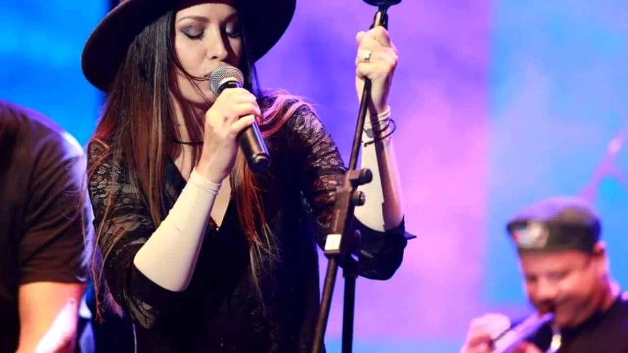 VIDEO. Cristina Bălan, câștigătoarea Vocea României, incident cu Poliția Locală într-un parc. Soțul cântăreței: „Mi-a zis că urmează să fie arestată și dusă la secție. Am zis că îngheț la volan”