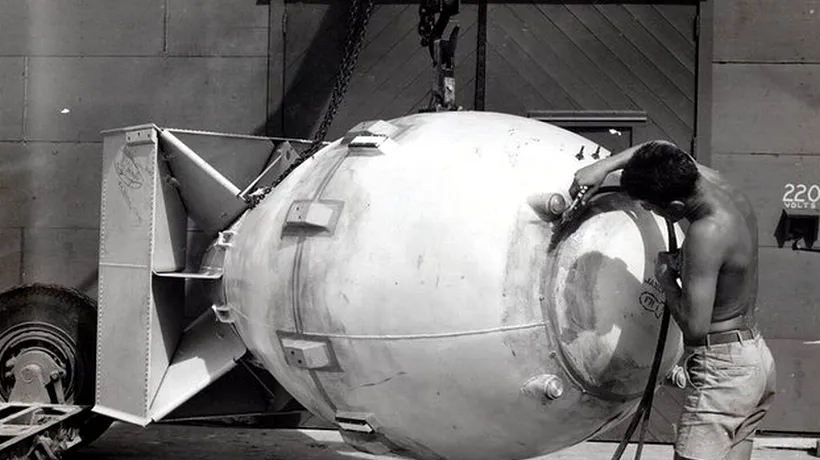 Fotografii declasificate cu bombele atomice de la Hiroshima și Nagasaki au fost publicate în premieră